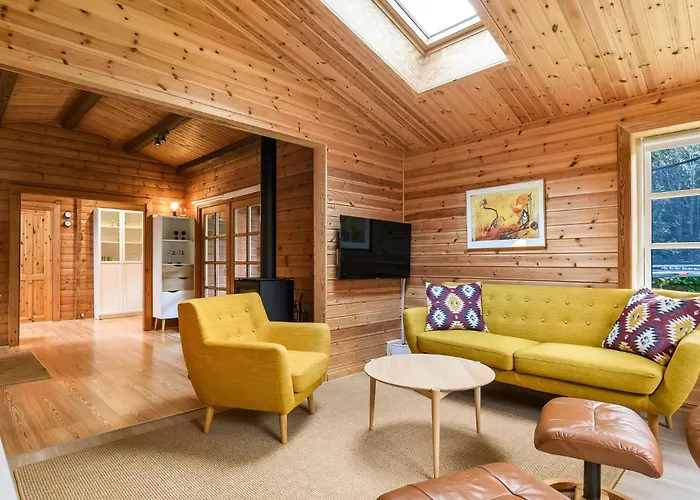 3 Bedroom In *