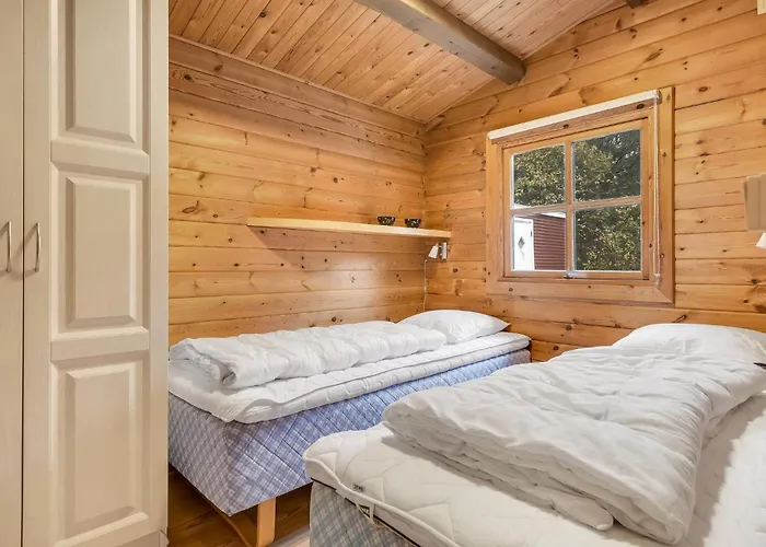 בית נופש 3 Bedroom In *